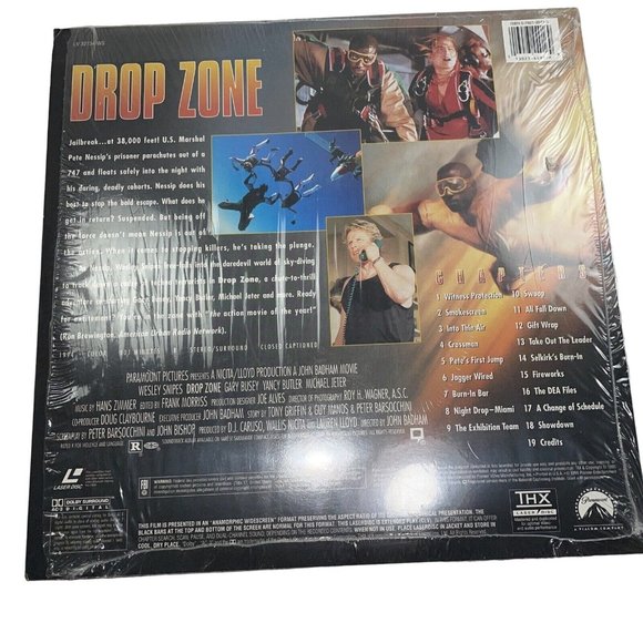 Drop Zone Action Thriller Laserdisc 1994 R u Wesley Snipes Gary Busey Yancy Butl - Picture 2 of 2